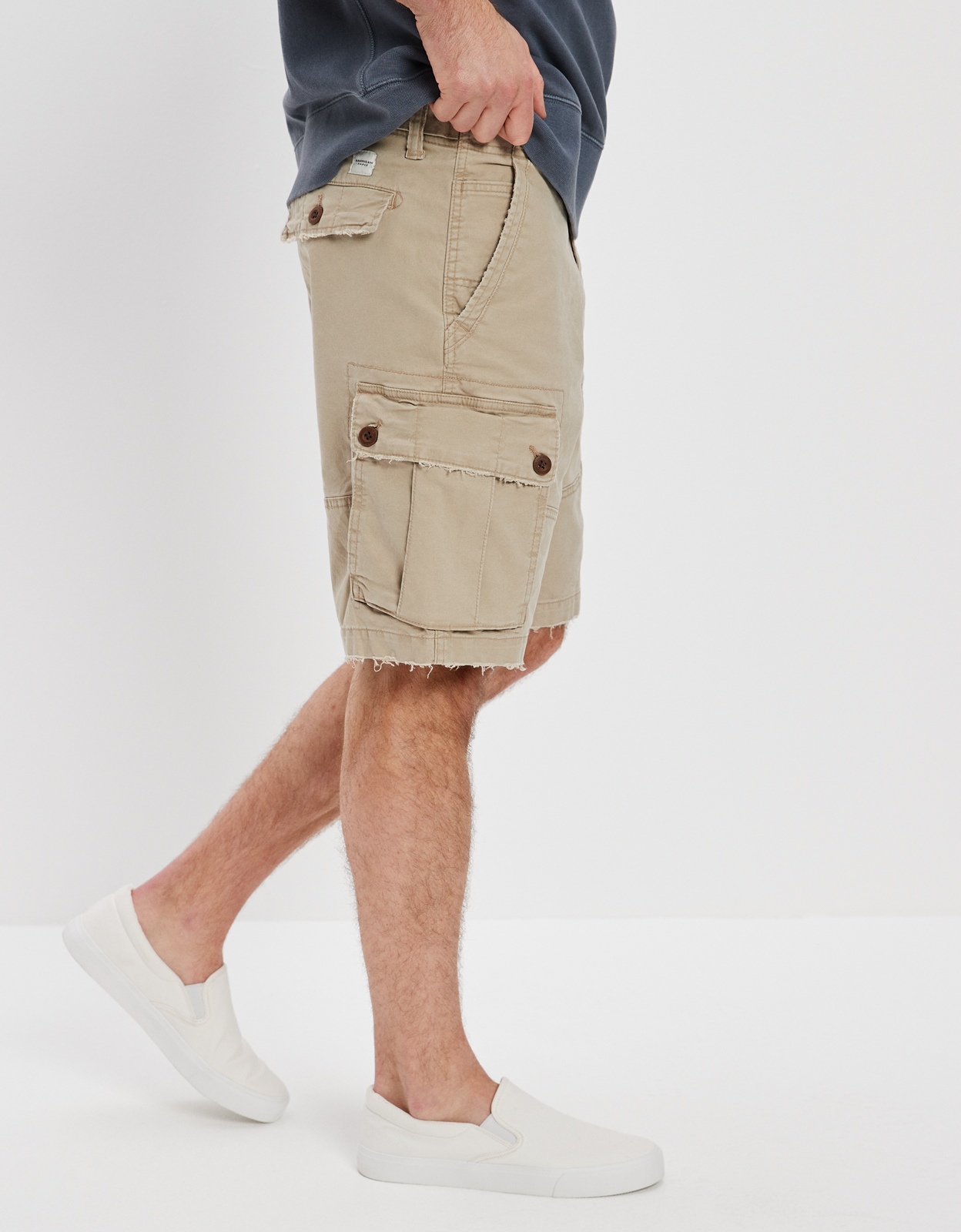 Mens white cargo hot sale shorts american eagle