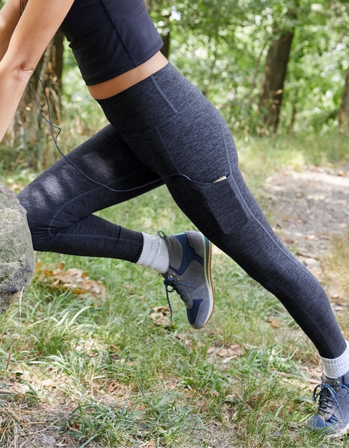 OFFLINE The Hugger Ribbed Pocket Legging