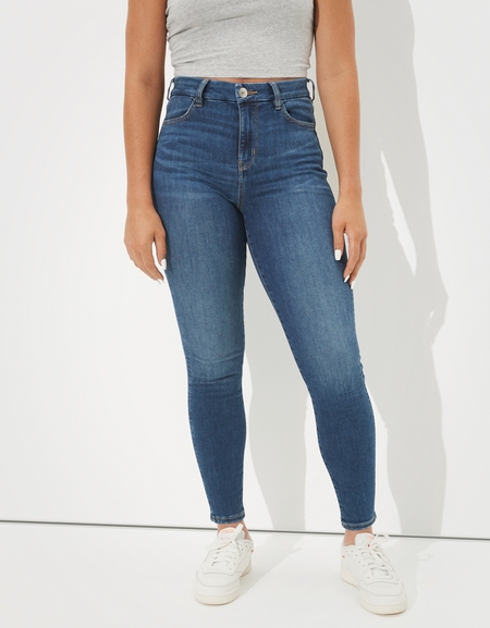 American Eagle Jeans (Size 6R) • BrynnZilla